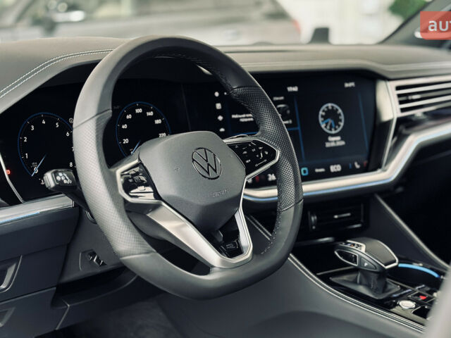 Фольксваген Туарег, объемом двигателя 2.99 л и пробегом 0 тыс. км за 87102 $, фото 27 на Automoto.ua