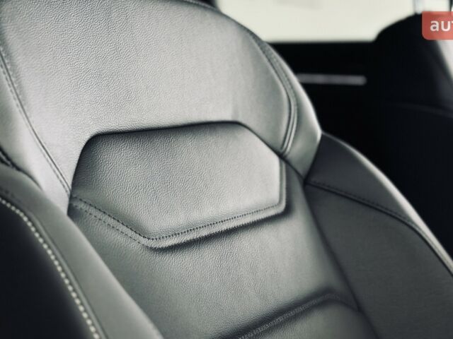 купить новое авто Фольксваген Туарег 2025 года от официального дилера Автодім Атлант на Вацлава Гавела Фольксваген фото