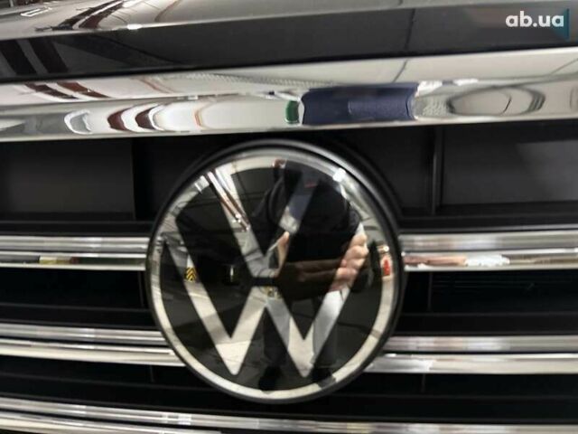 Фольксваген Туарег, об'ємом двигуна 3 л та пробігом 4 тис. км за 69900 $, фото 18 на Automoto.ua