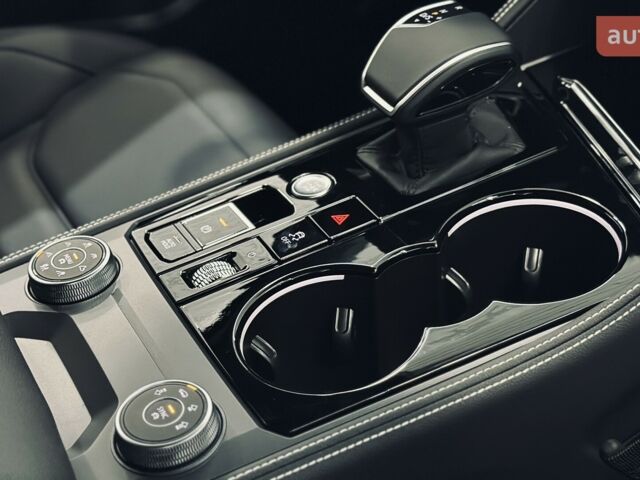 купить новое авто Фольксваген Туарег 2025 года от официального дилера Автодім Атлант на Вацлава Гавела Фольксваген фото