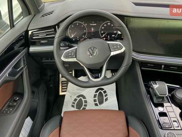 Фольксваген Туарег, объемом двигателя 2.97 л и пробегом 0 тыс. км за 90366 $, фото 7 на Automoto.ua