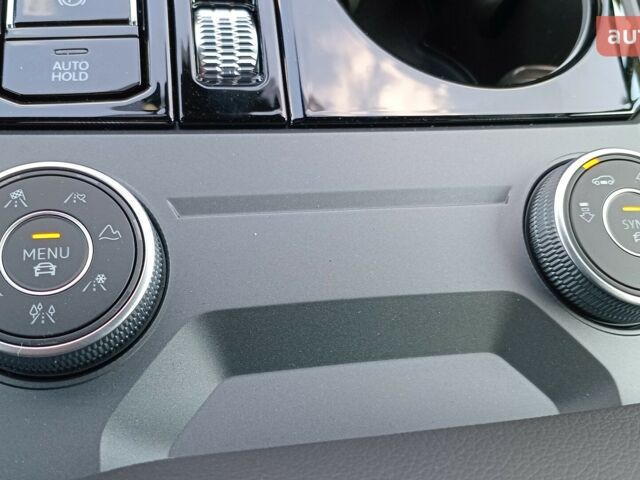 Фольксваген Туарег, об'ємом двигуна 2.97 л та пробігом 0 тис. км за 88189 $, фото 21 на Automoto.ua