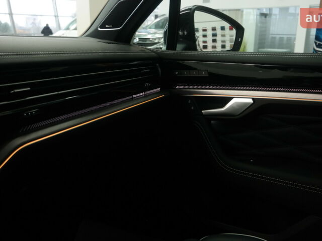 Фольксваген Туарег, объемом двигателя 2.97 л и пробегом 0 тыс. км за 86865 $, фото 4 на Automoto.ua