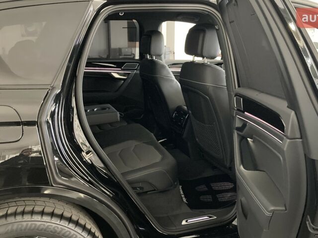 купити нове авто Фольксваген Туарег 2025 року від офіційного дилера Автодім Атлант на Вацлава Гавела Фольксваген фото