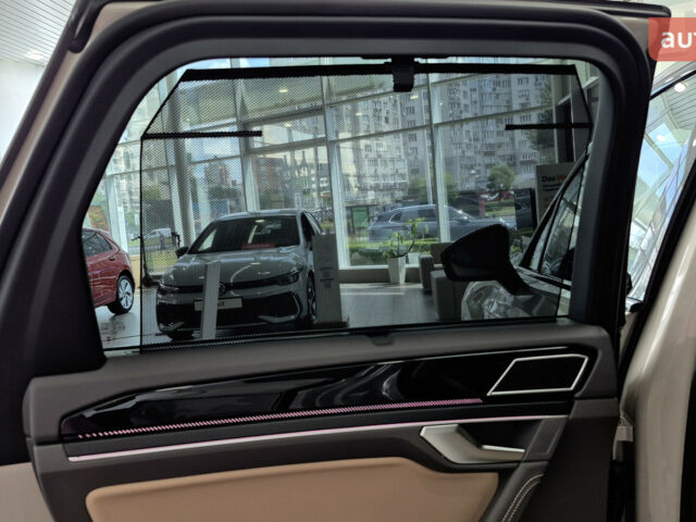 купить новое авто Фольксваген Туарег 2025 года от официального дилера Автодім Атлант на Вацлава Гавела Фольксваген фото