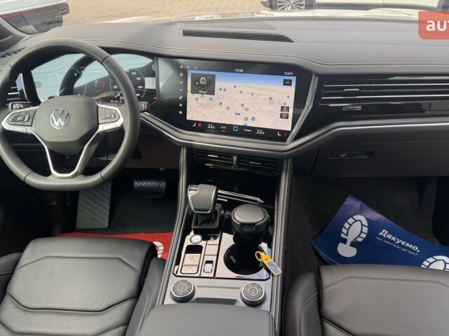 Фольксваген Туарег, объемом двигателя 2.97 л и пробегом 0 тыс. км за 70650 $, фото 20 на Automoto.ua