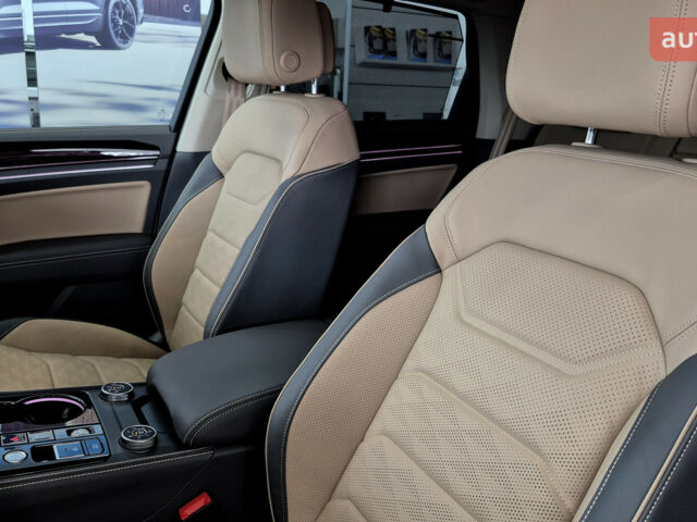 Фольксваген Туарег 2025 у Києві на Automoto.ua Фольксваген Туарег, об'ємом двигуна 2.97 л та пробігом 0 тис. км за 86600 $, фото 38 на Automoto.ua