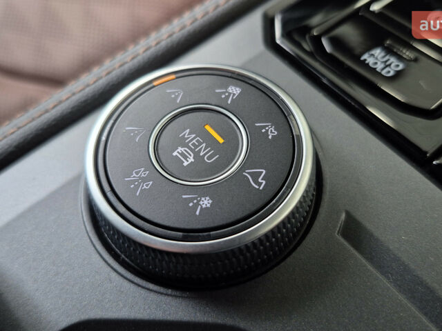 купить новое авто Фольксваген Туарег 2025 года от официального дилера Автодім Атлант на Вацлава Гавела Фольксваген фото