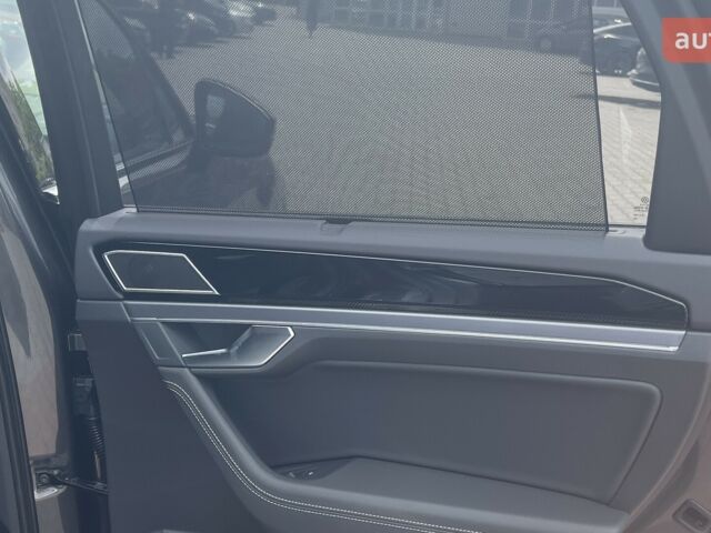 Фольксваген Туарег, об'ємом двигуна 2.97 л та пробігом 0 тис. км за 86560 $, фото 11 на Automoto.ua