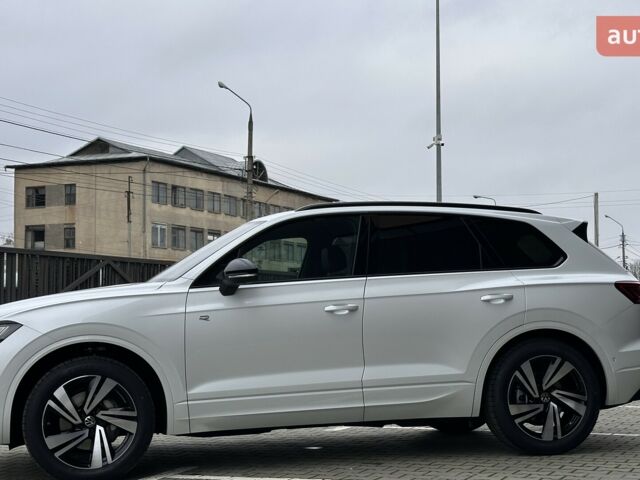 Фольксваген Туарег, объемом двигателя 2.97 л и пробегом 0 тыс. км за 87554 $, фото 3 на Automoto.ua