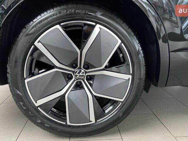 Фольксваген Туарег, объемом двигателя 2.97 л и пробегом 0 тыс. км за 87720 $, фото 4 на Automoto.ua