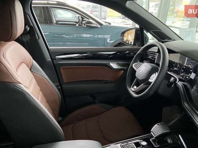 Фольксваген Туарег, объемом двигателя 2.97 л и пробегом 0 тыс. км за 87720 $, фото 7 на Automoto.ua