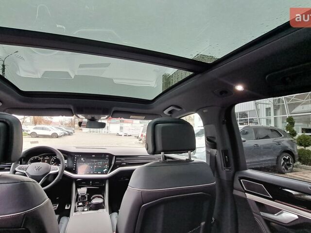 Фольксваген Туарег, объемом двигателя 2.97 л и пробегом 0 тыс. км за 88900 $, фото 9 на Automoto.ua