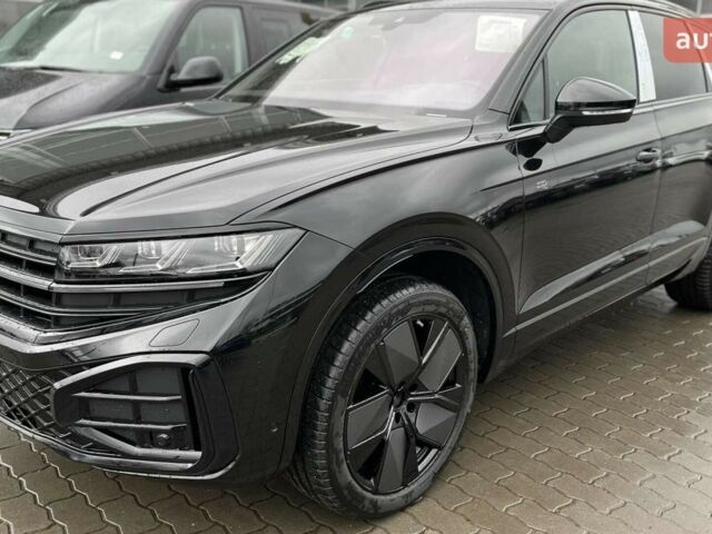 Фольксваген Туарег, объемом двигателя 2.97 л и пробегом 0 тыс. км за 86189 $, фото 2 на Automoto.ua