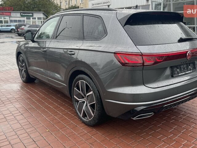 Фольксваген Туарег, объемом двигателя 2.97 л и пробегом 0 тыс. км за 86190 $, фото 4 на Automoto.ua