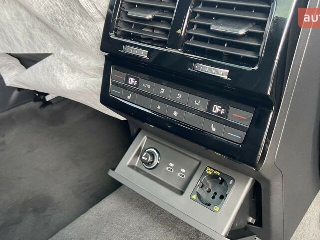 Фольксваген Туарег, об'ємом двигуна 2.97 л та пробігом 0 тис. км за 91006 $, фото 17 на Automoto.ua