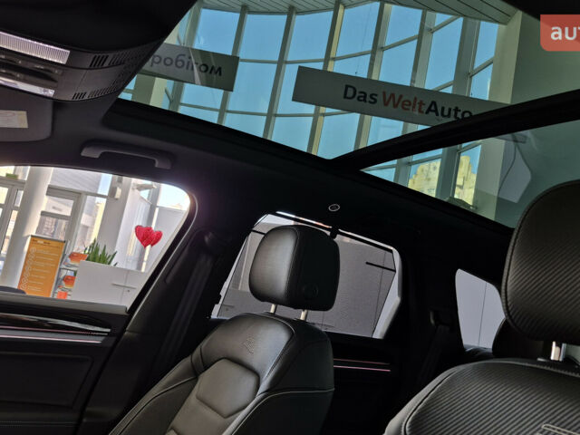 купити нове авто Фольксваген Туарег 2025 року від офіційного дилера Автодім Атлант на Вацлава Гавела Фольксваген фото