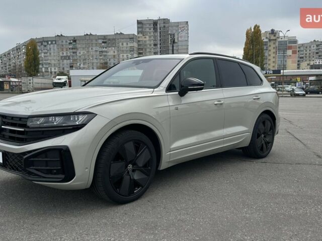 Фольксваген Туарег, объемом двигателя 2.97 л и пробегом 0 тыс. км за 89500 $, фото 10 на Automoto.ua