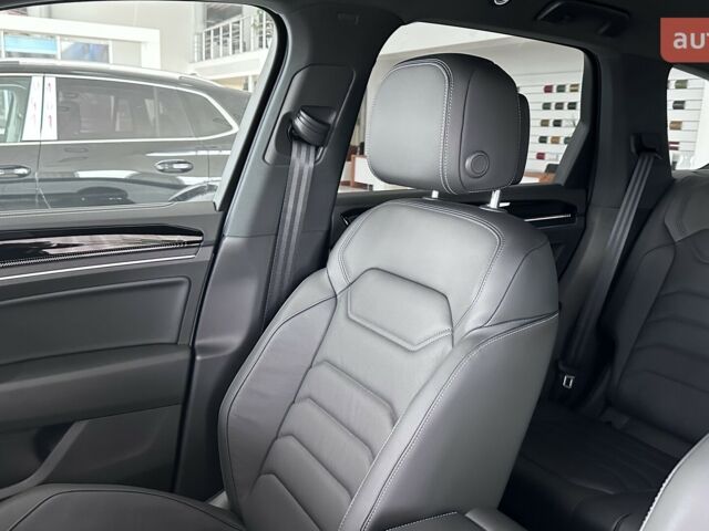 Фольксваген Туарег, объемом двигателя 2.97 л и пробегом 0 тыс. км за 70651 $, фото 16 на Automoto.ua