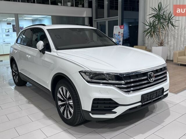 Фольксваген Туарег, объемом двигателя 2.97 л и пробегом 0 тыс. км за 70651 $, фото 1 на Automoto.ua