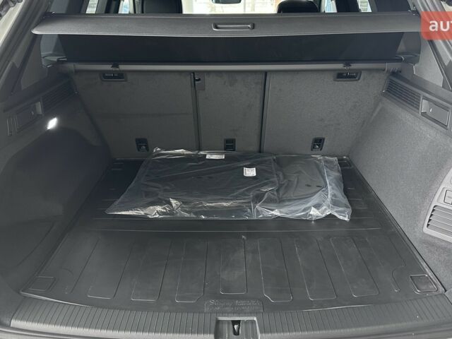 Фольксваген Туарег, объемом двигателя 2.97 л и пробегом 0 тыс. км за 70651 $, фото 11 на Automoto.ua