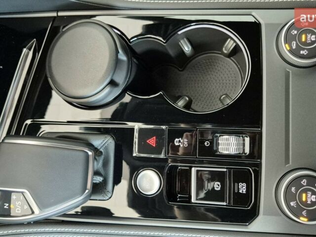 Фольксваген Туарег, объемом двигателя 2.97 л и пробегом 0 тыс. км за 72176 $, фото 17 на Automoto.ua