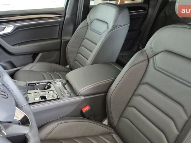 Фольксваген Туарег, объемом двигателя 2.97 л и пробегом 0 тыс. км за 72176 $, фото 9 на Automoto.ua