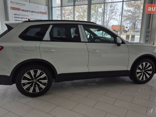 Фольксваген Туарег, объемом двигателя 2.97 л и пробегом 0 тыс. км за 70651 $, фото 7 на Automoto.ua