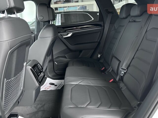 Фольксваген Туарег, объемом двигателя 2.97 л и пробегом 0 тыс. км за 70651 $, фото 23 на Automoto.ua