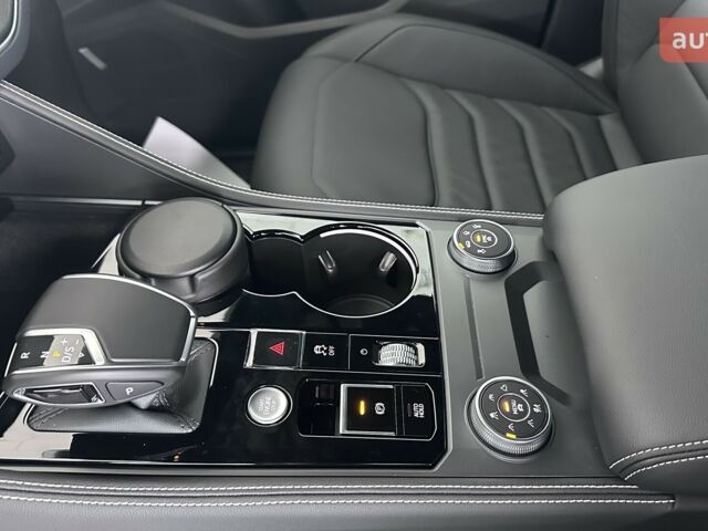 Фольксваген Туарег, объемом двигателя 2.97 л и пробегом 0 тыс. км за 70651 $, фото 21 на Automoto.ua