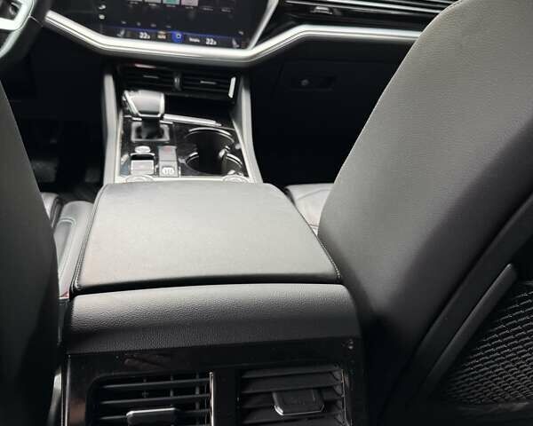 Желтый Фольксваген Туарег, объемом двигателя 2.99 л и пробегом 123 тыс. км за 43900 $, фото 12 на Automoto.ua