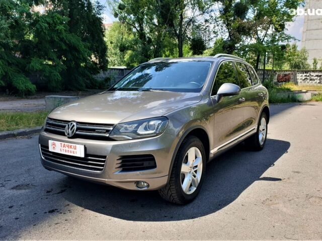 Серый Фольксваген Туарег, объемом двигателя 0 л и пробегом 149 тыс. км за 18400 $, фото 2 на Automoto.ua