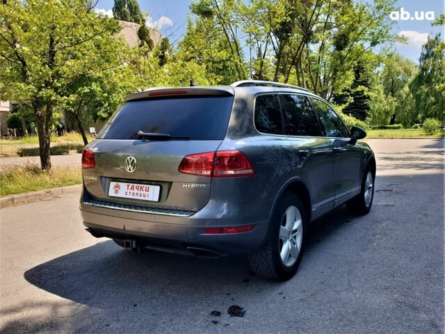 Серый Фольксваген Туарег, объемом двигателя 0 л и пробегом 149 тыс. км за 18400 $, фото 5 на Automoto.ua