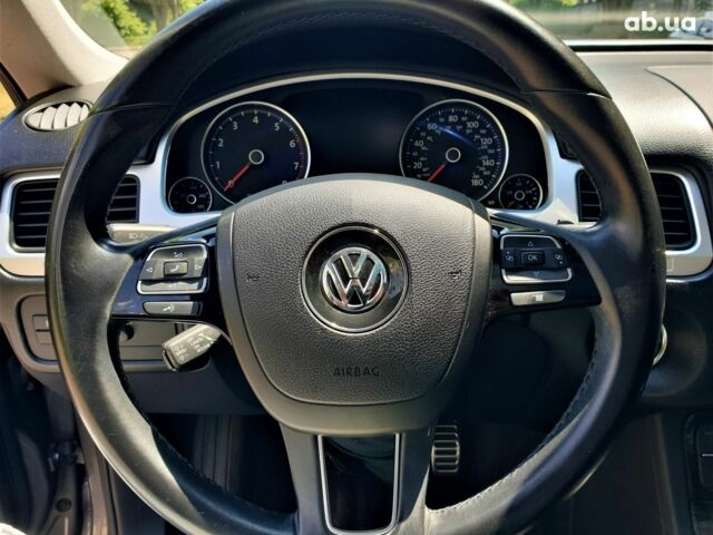 Серый Фольксваген Туарег, объемом двигателя 0 л и пробегом 149 тыс. км за 18400 $, фото 13 на Automoto.ua