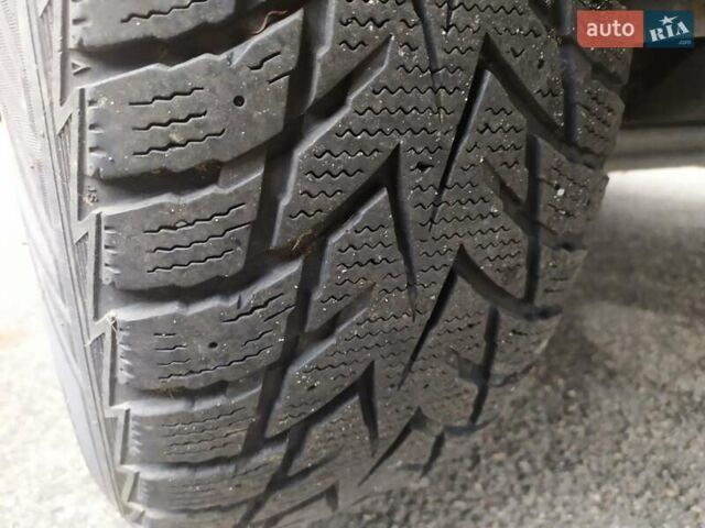 Серый Фольксваген Туарег, объемом двигателя 2.46 л и пробегом 300 тыс. км за 7499 $, фото 15 на Automoto.ua