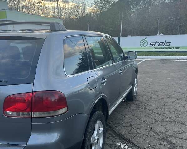 Сірий Фольксваген Туарег, об'ємом двигуна 2.5 л та пробігом 300 тис. км за 5617 $, фото 4 на Automoto.ua