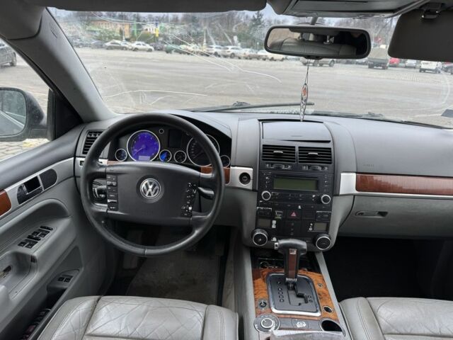 Серый Фольксваген Туарег, объемом двигателя 0 л и пробегом 320 тыс. км за 3000 $, фото 10 на Automoto.ua