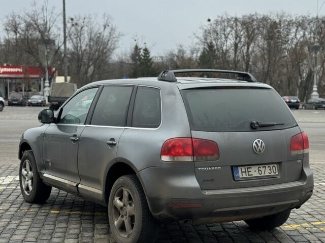 Серый Фольксваген Туарег, объемом двигателя 0 л и пробегом 320 тыс. км за 3000 $, фото 3 на Automoto.ua