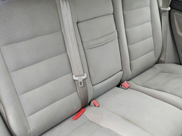 Сірий Фольксваген Туарег, об'ємом двигуна 0 л та пробігом 265 тис. км за 3500 $, фото 5 на Automoto.ua