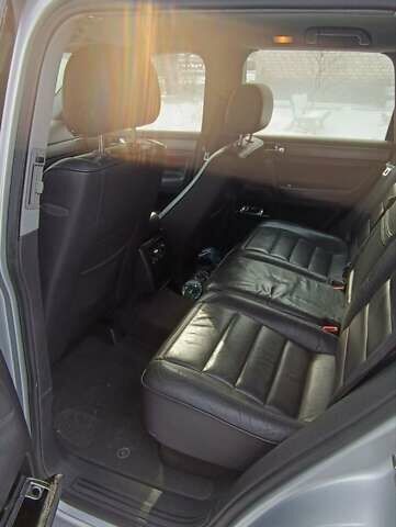 Сірий Фольксваген Туарег, об'ємом двигуна 2.5 л та пробігом 260 тис. км за 7300 $, фото 2 на Automoto.ua