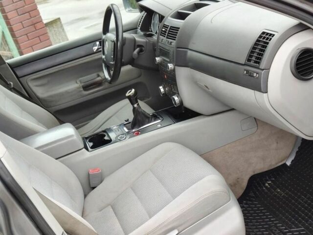 Сірий Фольксваген Туарег, об'ємом двигуна 0 л та пробігом 265 тис. км за 3500 $, фото 4 на Automoto.ua