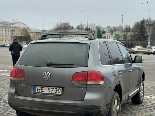 Серый Фольксваген Туарег, объемом двигателя 0 л и пробегом 320 тыс. км за 3000 $, фото 5 на Automoto.ua