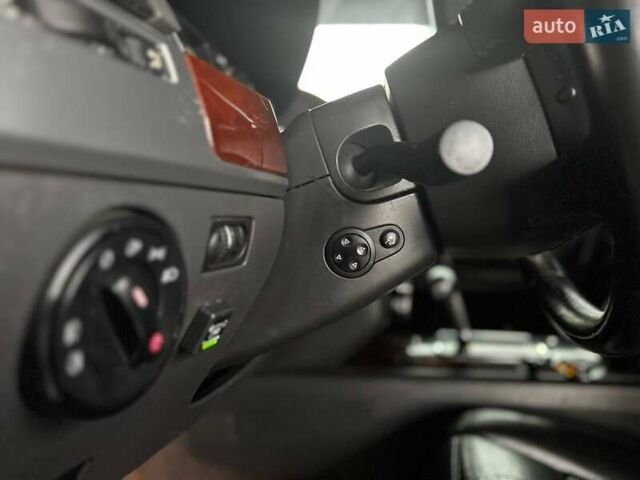 Серый Фольксваген Туарег, объемом двигателя 4.2 л и пробегом 309 тыс. км за 6999 $, фото 26 на Automoto.ua