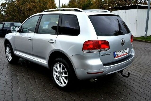 Серый Фольксваген Туарег, объемом двигателя 2 л и пробегом 1 тыс. км за 3200 $, фото 3 на Automoto.ua