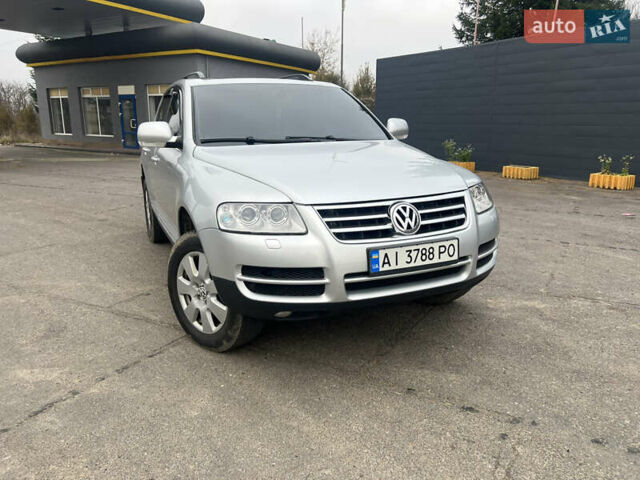 Сірий Фольксваген Туарег, об'ємом двигуна 3.2 л та пробігом 270 тис. км за 7200 $, фото 5 на Automoto.ua