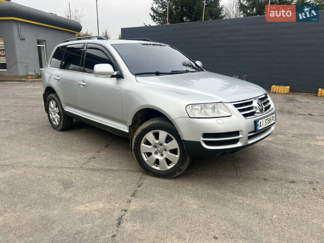 Сірий Фольксваген Туарег, об'ємом двигуна 3.2 л та пробігом 270 тис. км за 7200 $, фото 4 на Automoto.ua