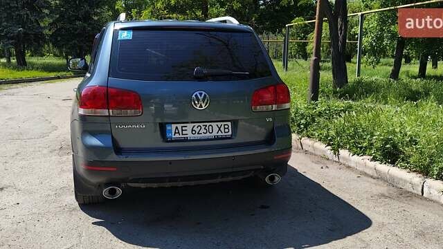 Серый Фольксваген Туарег, объемом двигателя 3.19 л и пробегом 503 тыс. км за 7700 $, фото 7 на Automoto.ua