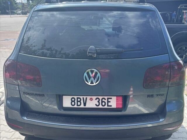 Фольксваген Туарег 2004 в Славянске на Automoto.ua Серый Фольксваген Туарег, объемом двигателя 2.5 л и пробегом 270 тыс. км за 4650 $, фото 9 на Automoto.ua