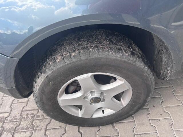 Фольксваген Туарег 2004 в Славянске на Automoto.ua Серый Фольксваген Туарег, объемом двигателя 2.5 л и пробегом 270 тыс. км за 4650 $, фото 11 на Automoto.ua