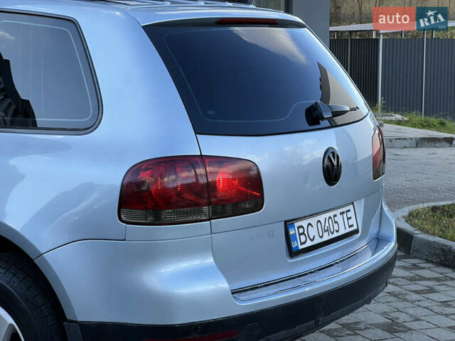 Серый Фольксваген Туарег, объемом двигателя 3.19 л и пробегом 290 тыс. км за 5999 $, фото 6 на Automoto.ua